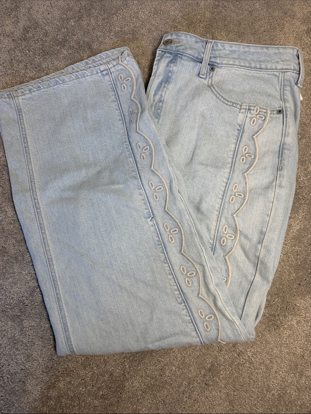 Old Navy Light Blue Straight Leg Jeans with Scallop Embroidery